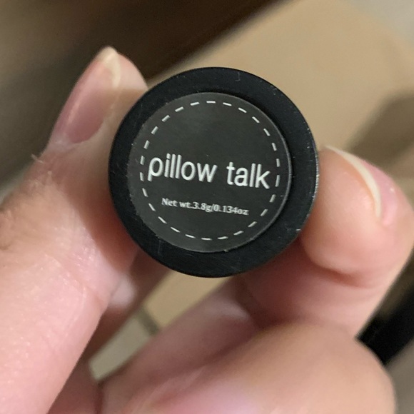 Dirty Little Secret makeup bundle - Picture 4 of 12